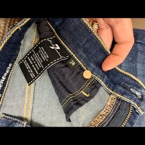 7 For ALL Mankind High waist ankle Gwenevere Size 28